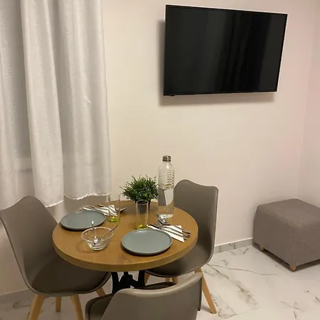 Lägenhet Andry's Living 2 By 8essentially