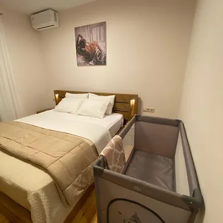 Andry's Living 2 By 8essentially Lefkáda
